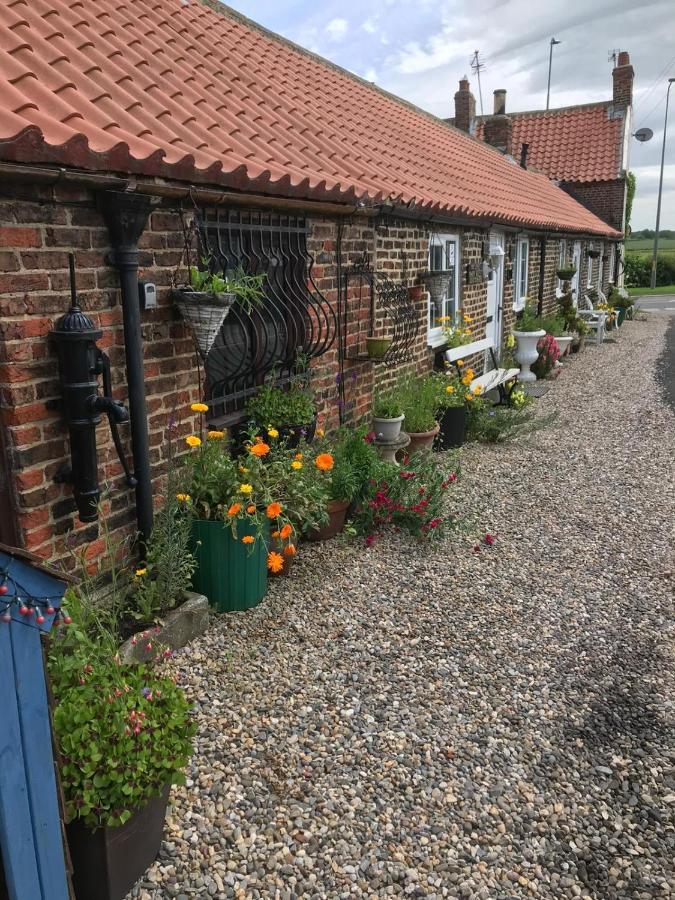 Yarm Cottages Haystack Double Bed En Suite Kirklevington Exterior photo